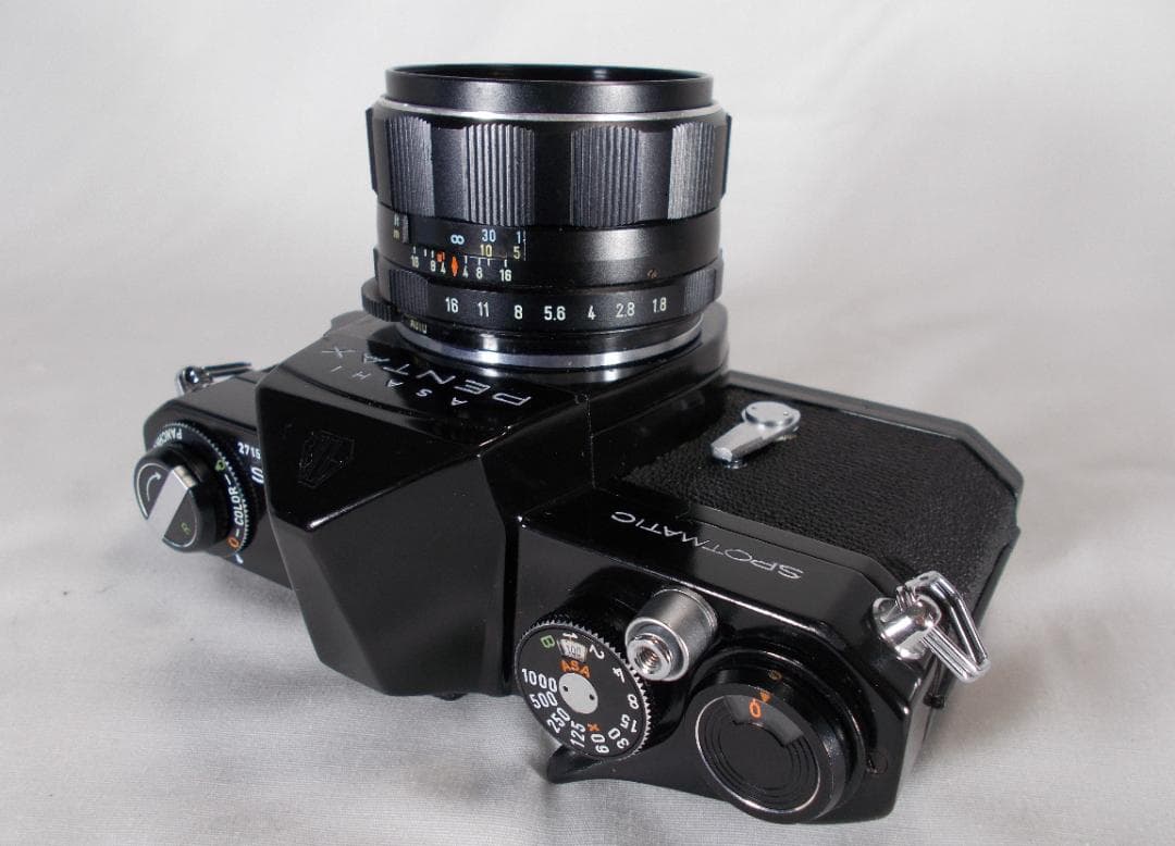 フィルムカメラ 整備済 完動品　Pentax SP + f/1.8　R178