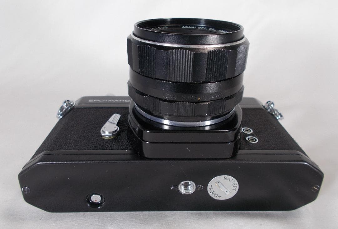 フィルムカメラ 整備済 完動品　Pentax SP + f/1.8　R178
