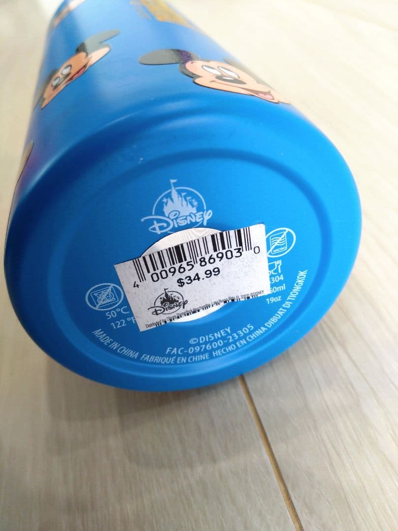 海外限定 ミッキー タンブラー　ボトル560ml ディズニー　パリ