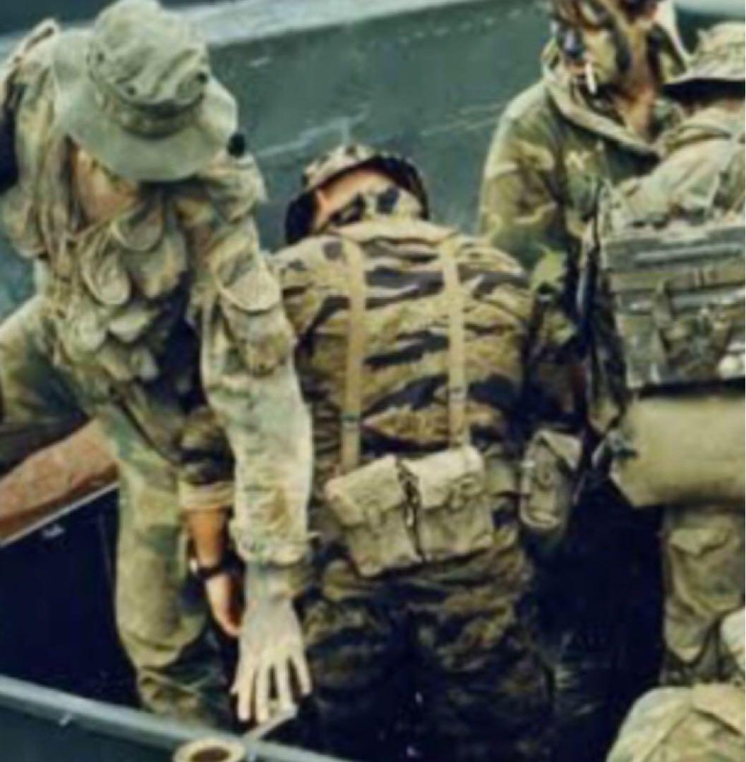 米軍ベトナム戦争/M56/H型サスペンダー/希少/未使用デッドストック