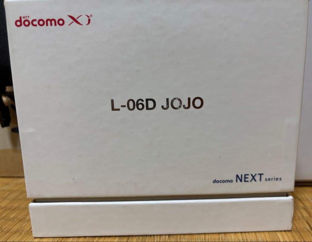 スマートフォン本体 docomo L-06 JOJO