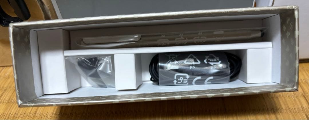 スマートフォン本体 docomo L-06 JOJO