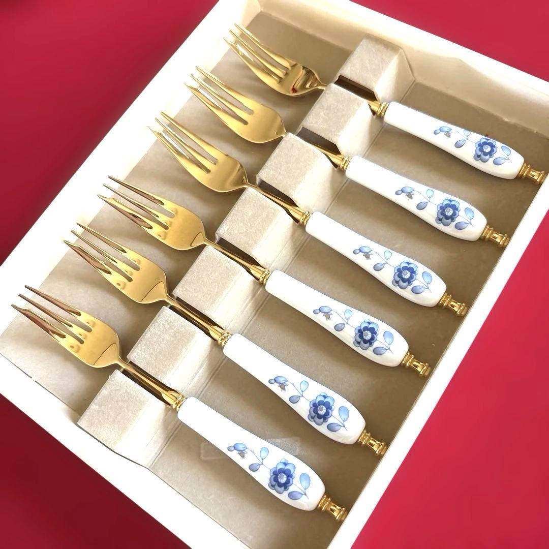 ナルミ　ボーンチャイナ　ミラノ　ケーキフォークセット(ゴールド) 未使用保管品