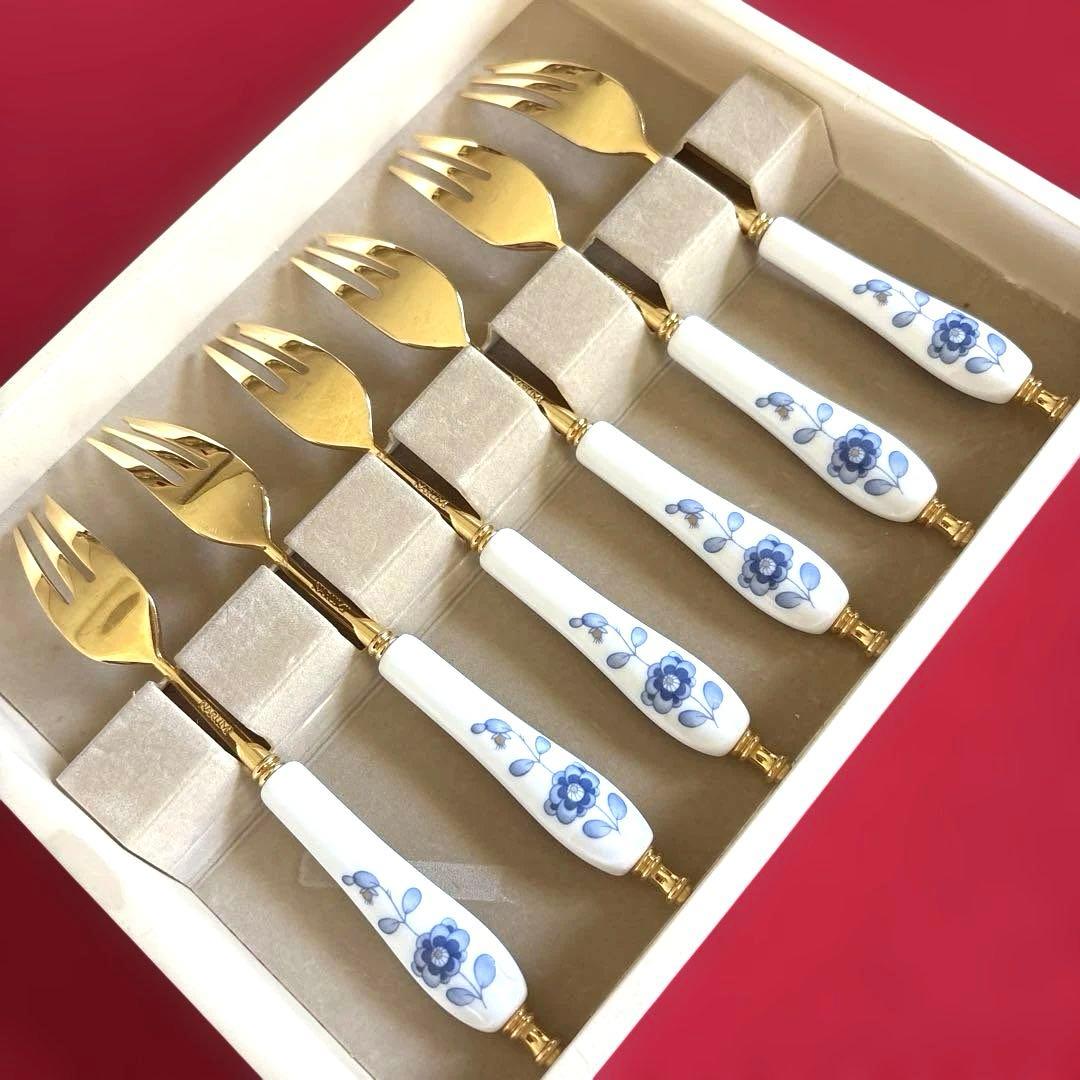 ナルミ　ボーンチャイナ　ミラノ　ケーキフォークセット(ゴールド) 未使用保管品