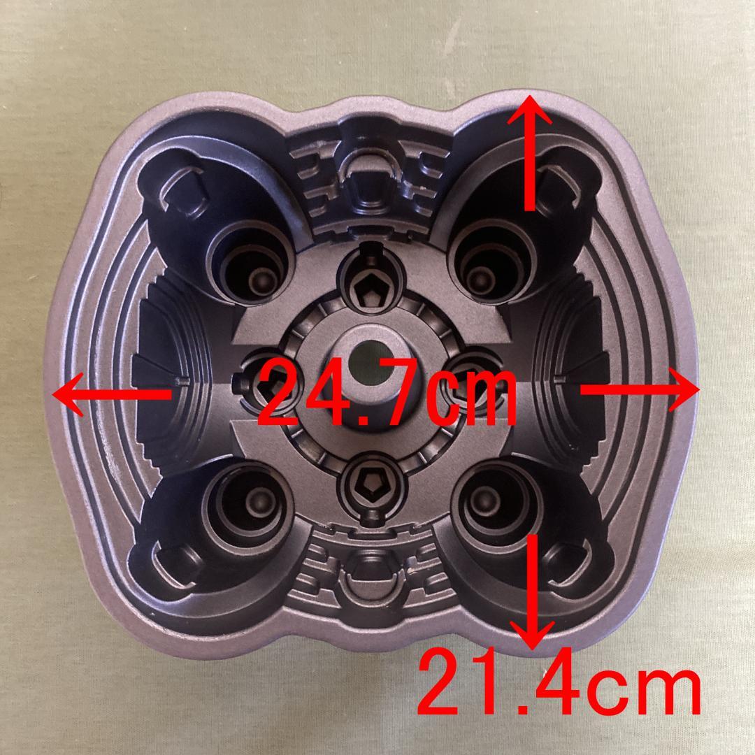 Nordic Ware のお城のケーキ型 Castle Bundt Pan