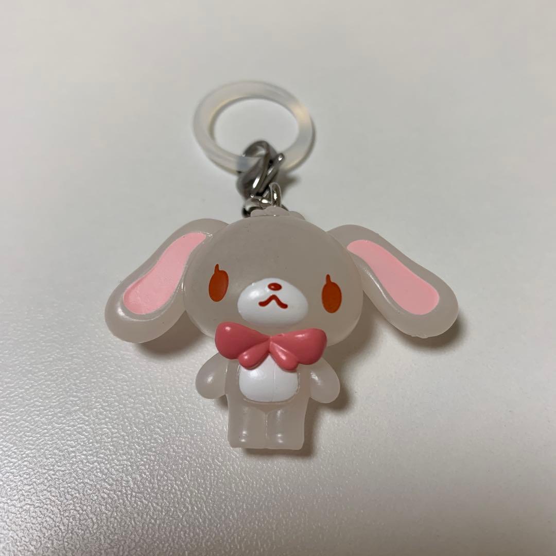 シュガーバニーズ　めじるしアクセサリー　ももうさ　くろうさ　しろうさ