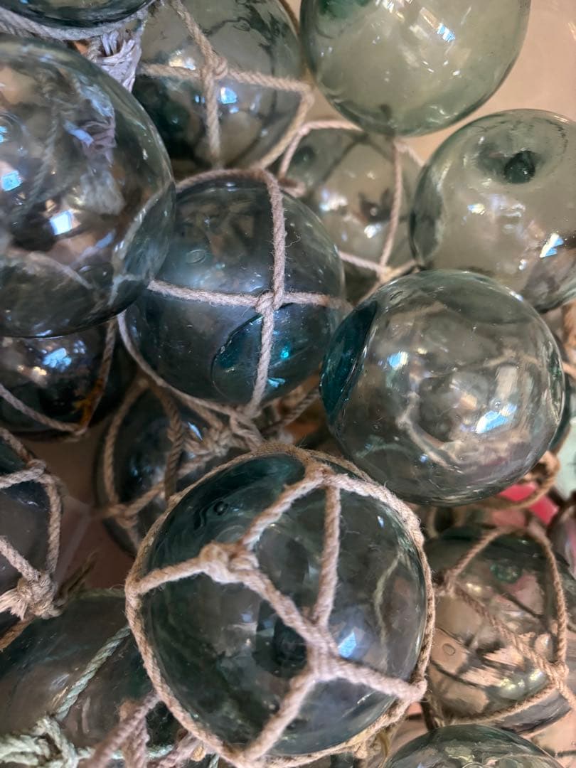 ガラス玉　浮き玉　約5〜6.5㎝❗️可愛い小玉❗️70個❗️