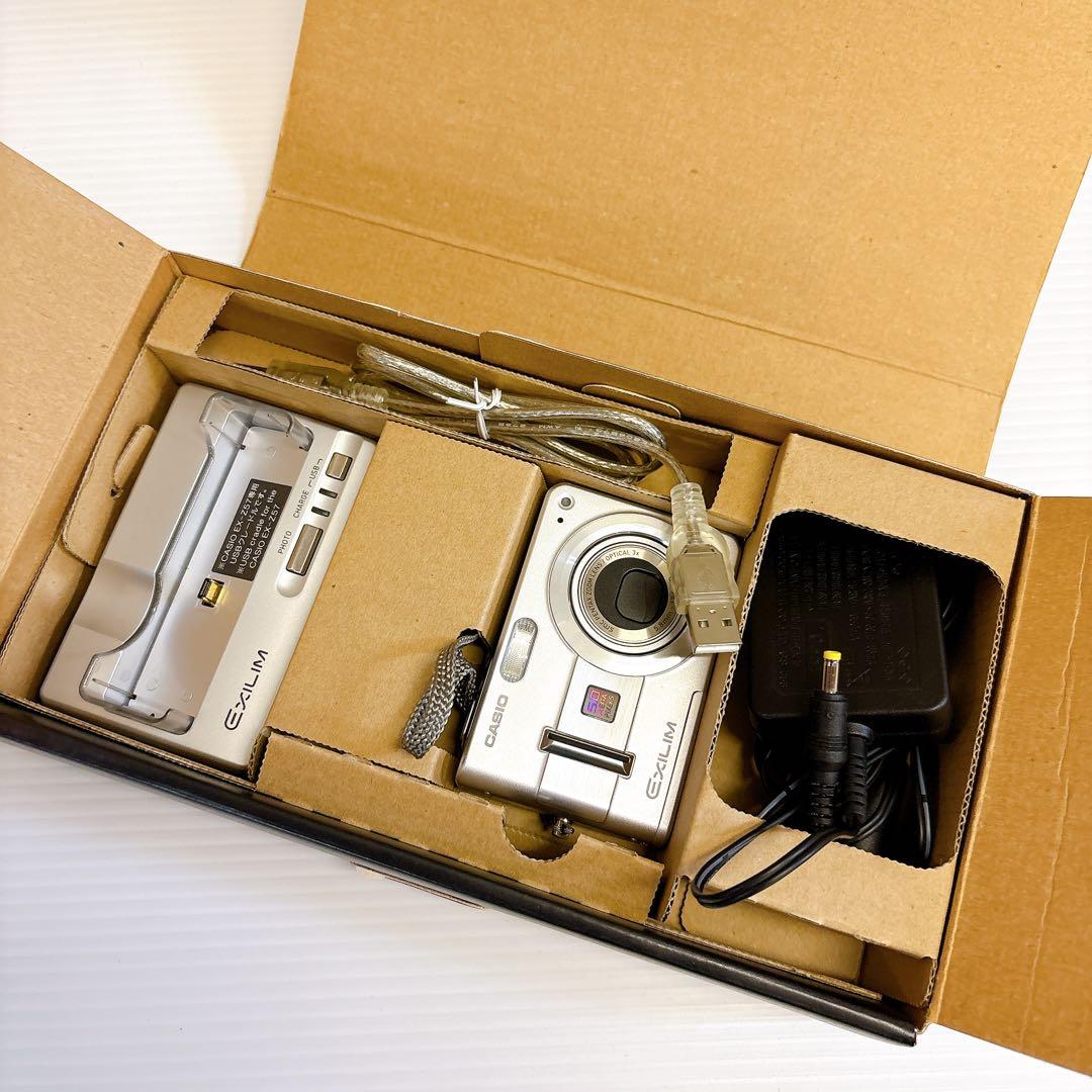 カシオ CASIO デジカメ EX-Z57