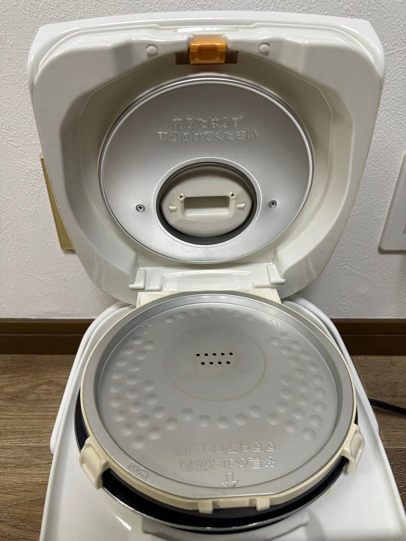象印 炊飯器 NL-DA10 2.5mm厚釜　5.5号炊き　2022年製