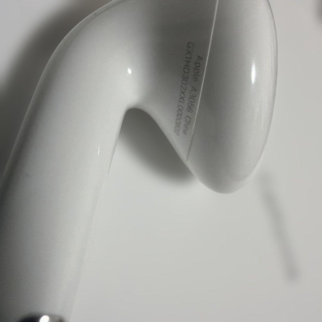 AirPods第4世代ノイズキャンセリング付きホワイト 両耳