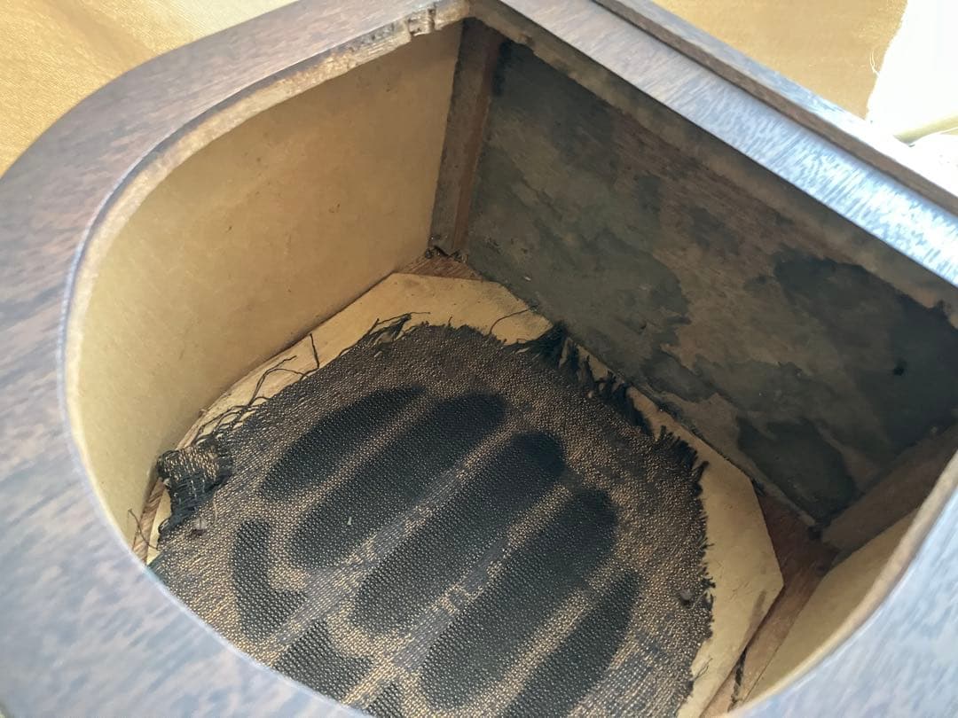 【古道具】真空管ラジオ スピーカー(かな？):木製で中は空洞です