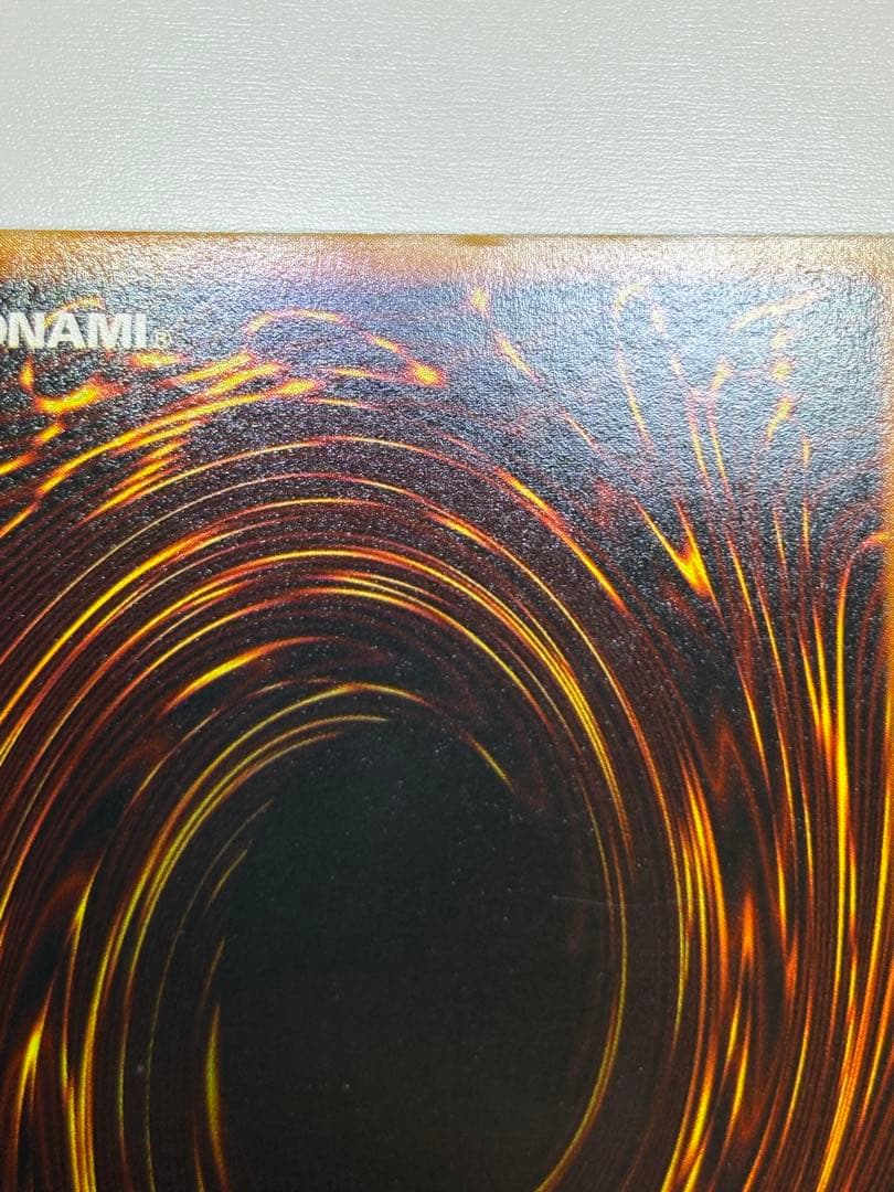 ク*コ様 新品みたいです。ブラック・マジシャン 初期絵 ウルトラレア LB-05