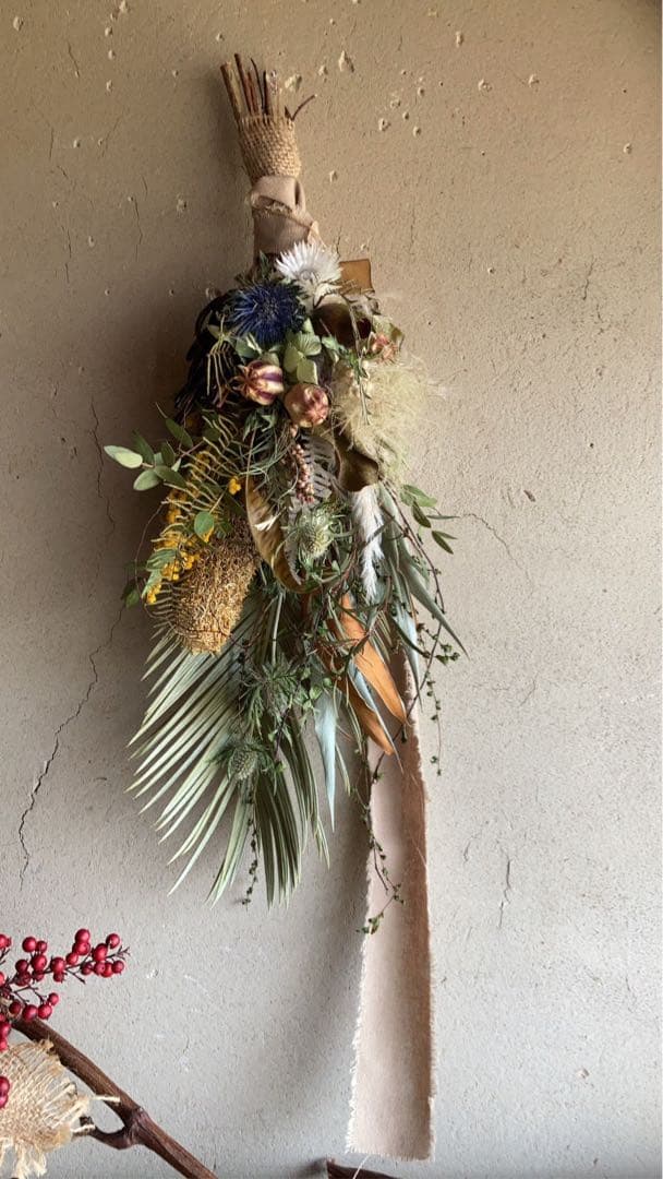 ドライフラワー　バンクシア縦長アレンジ