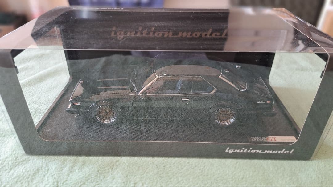 SKYLINE 2000GT ブラック 1/18