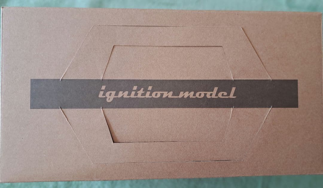 SKYLINE 2000GT ブラック 1/18