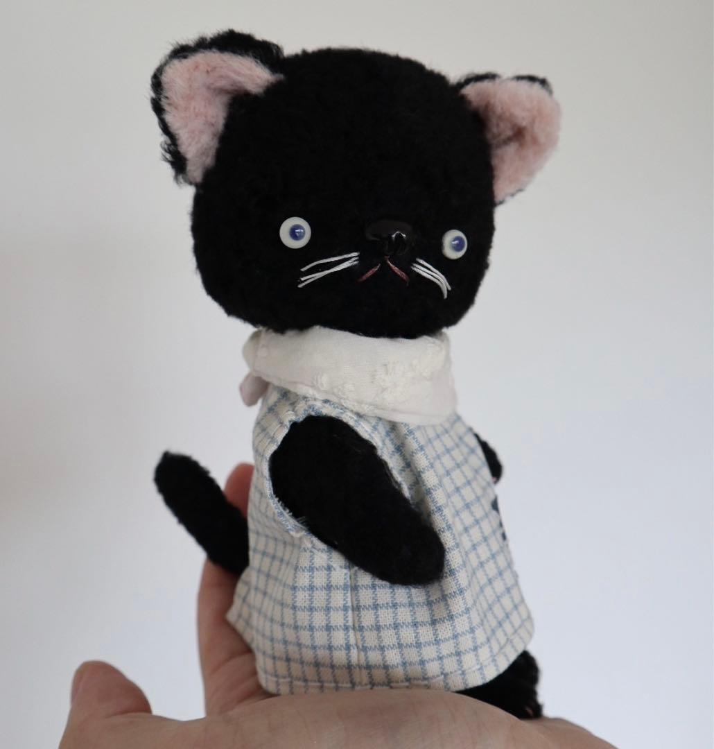 驚くクロネコちゃん ぬいぐるみ 猫 アーティストベア 海外作家様 ハンドメイド