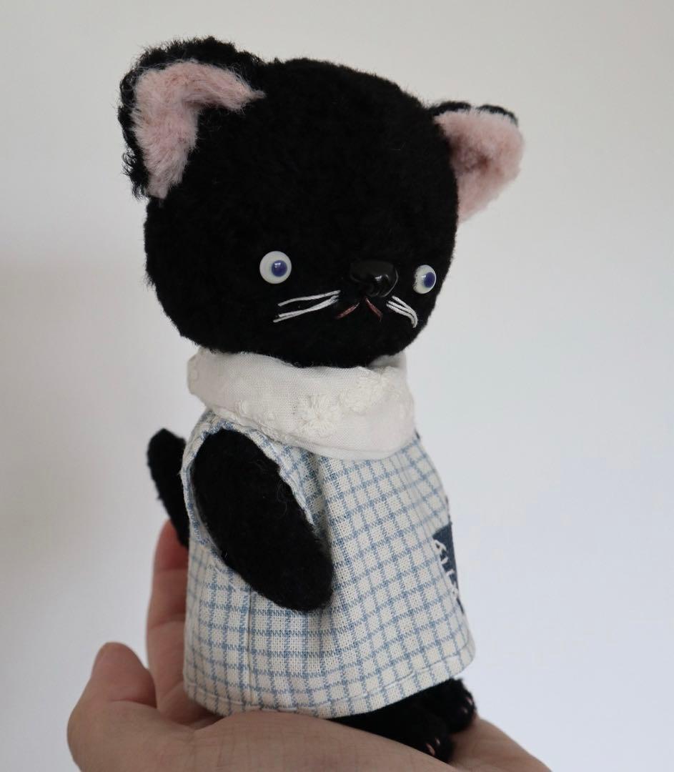 驚くクロネコちゃん ぬいぐるみ 猫 アーティストベア 海外作家様 ハンドメイド