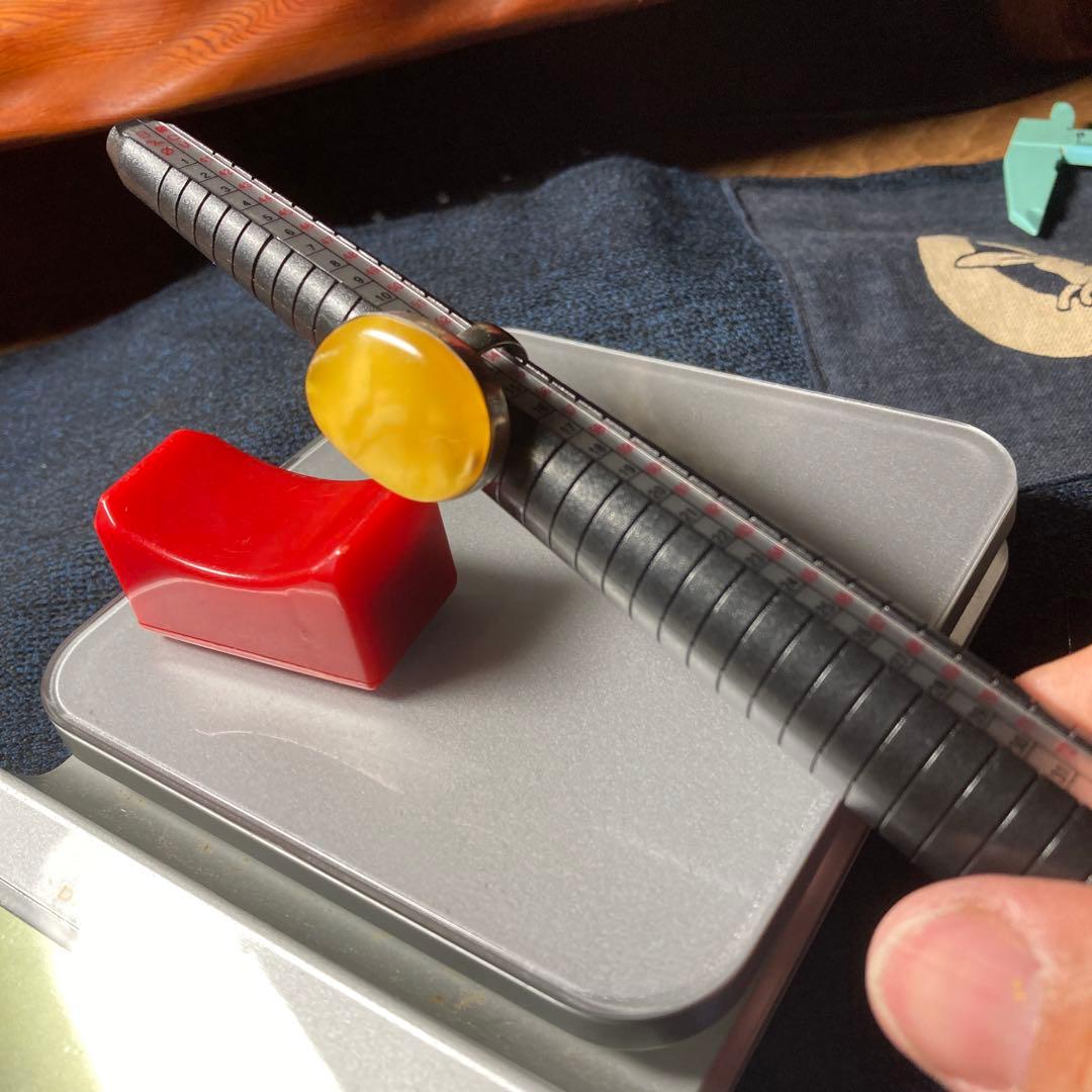 ( ´ ▽ ` )世界一のしあわせ(幸福)のバルト海を旅したセレブが特注した指輪