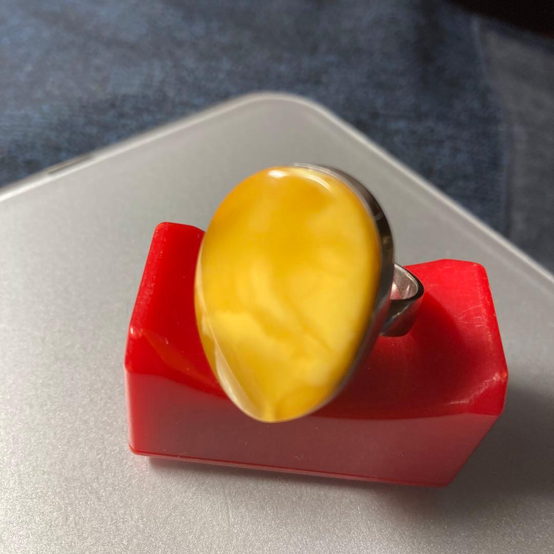 ( ´ ▽ ` )世界一のしあわせ(幸福)のバルト海を旅したセレブが特注した指輪