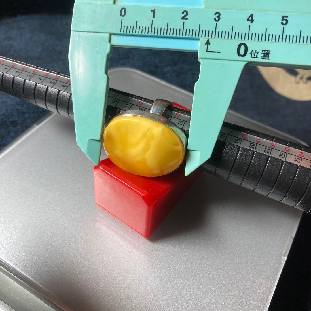 ( ´ ▽ ` )世界一のしあわせ(幸福)のバルト海を旅したセレブが特注した指輪