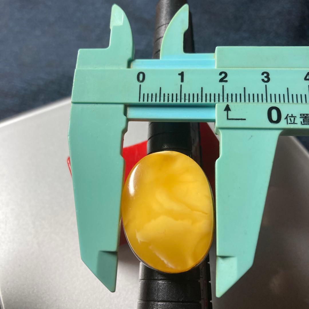 ( ´ ▽ ` )世界一のしあわせ(幸福)のバルト海を旅したセレブが特注した指輪