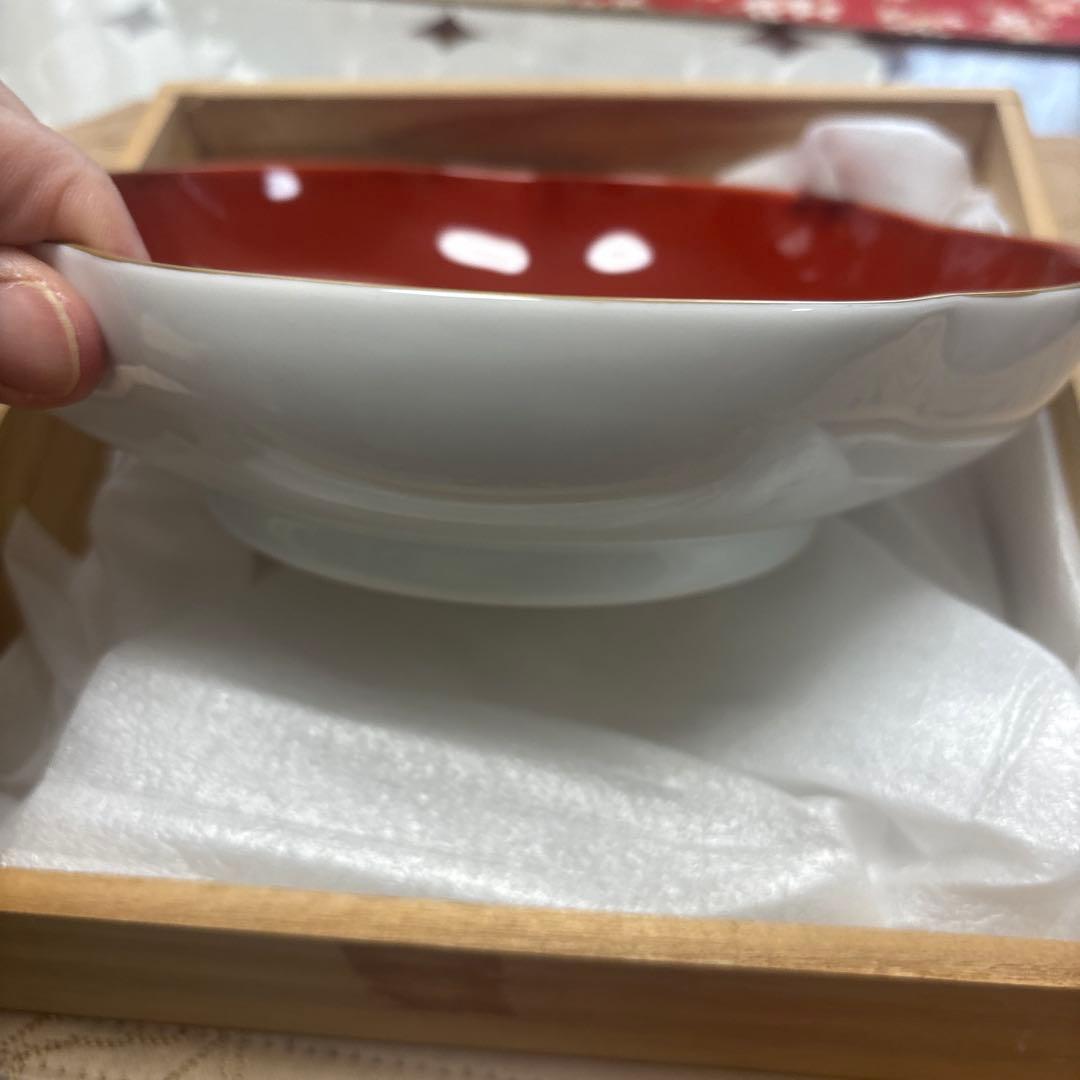 【宮内庁御用達】【未使用】深川製磁 飾皿 約19.5cm 共箱あり