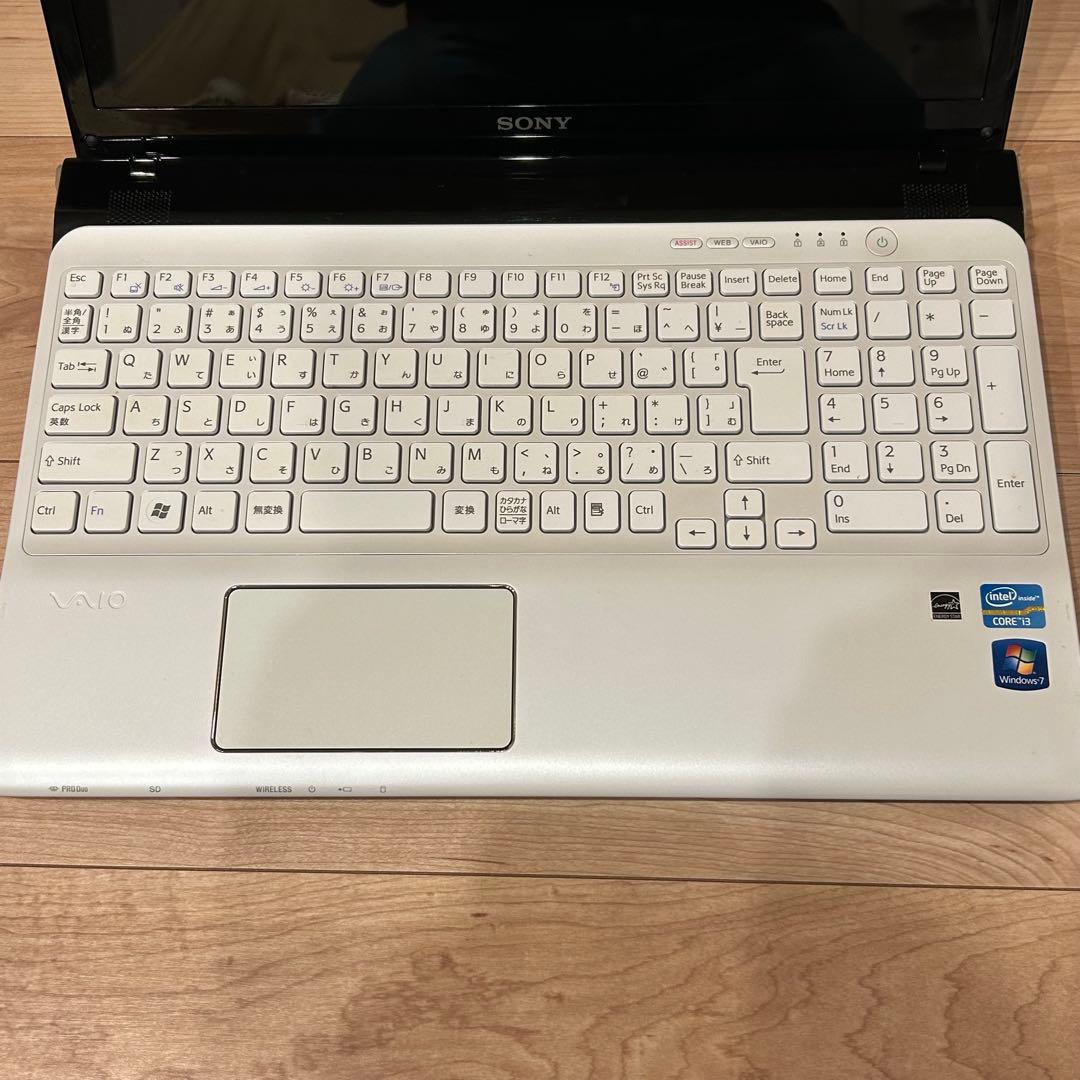 SONY VAIO ノートパソコン ホワイト SVE15114FJW 初期化済