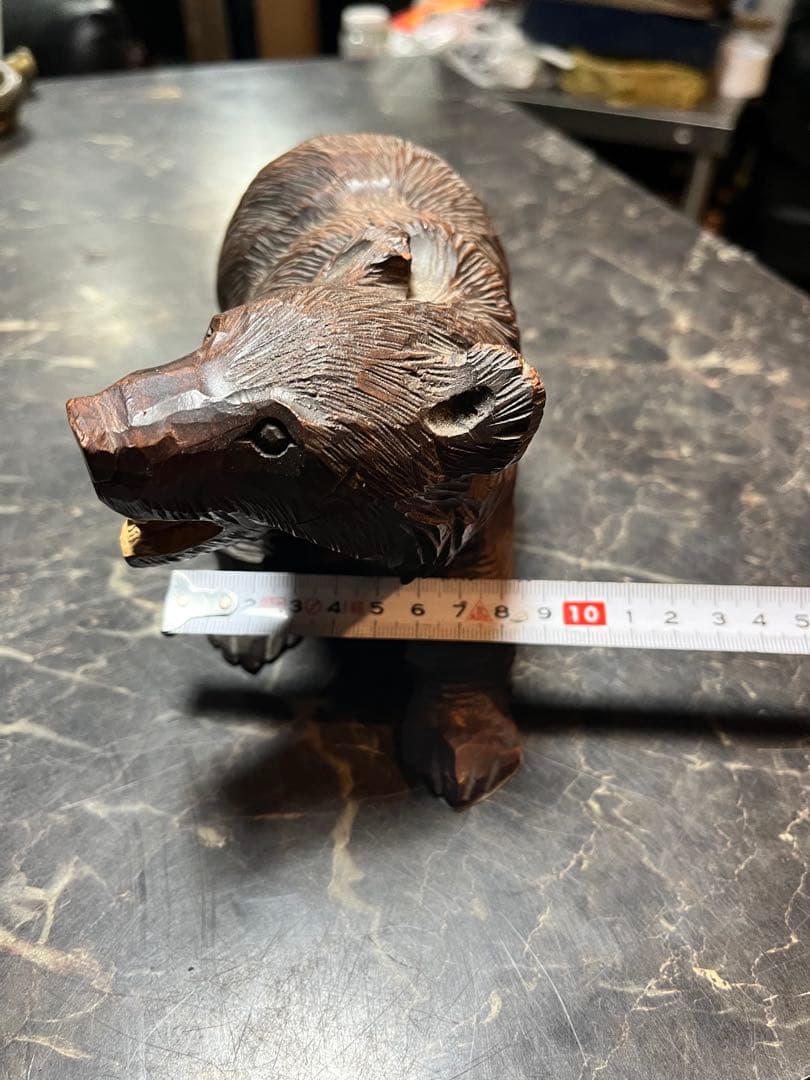 熊の彫刻、熊一刀彫り、木彫りの熊 20センチ熊、1976年、伸二の刻印