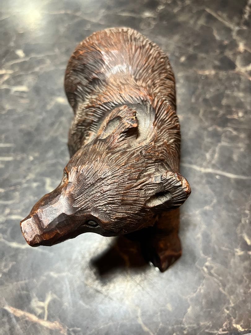 熊の彫刻、熊一刀彫り、木彫りの熊 20センチ熊、1976年、伸二の刻印