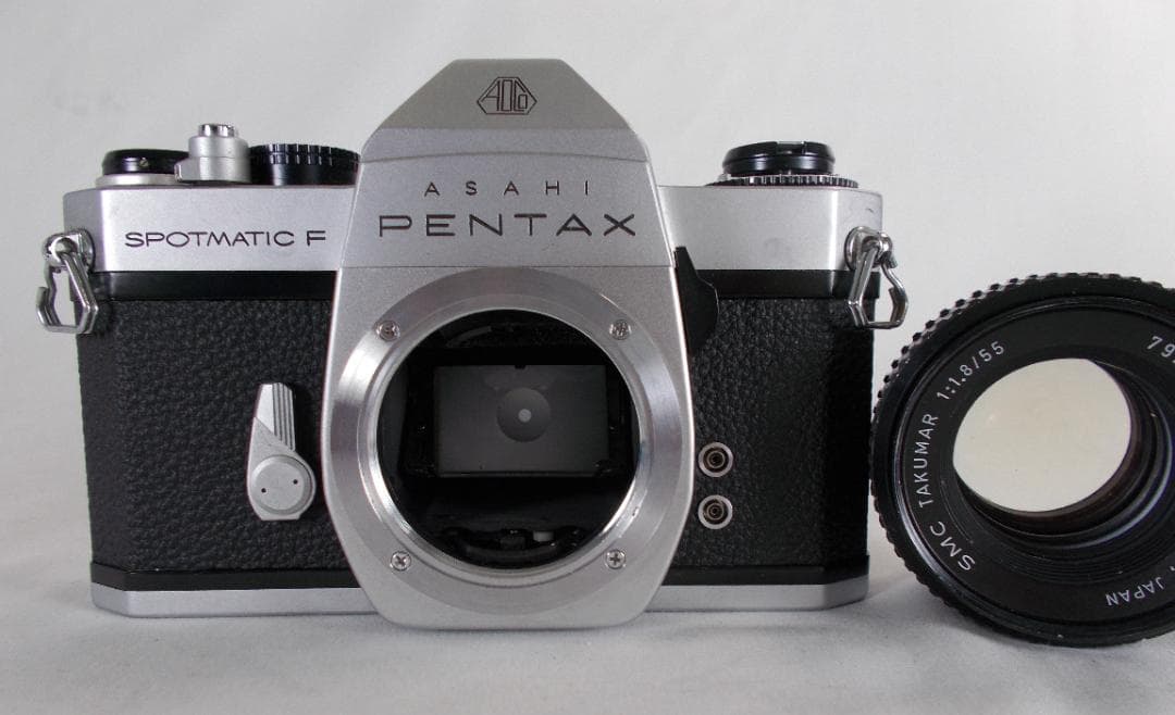 フィルムカメラ 整備済　Pentax SPF + レンズ f/1.8　D269