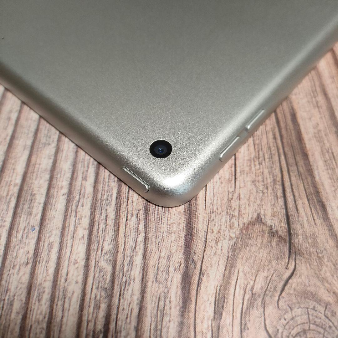 iPad 第8世代 32GB シルバー 美品
