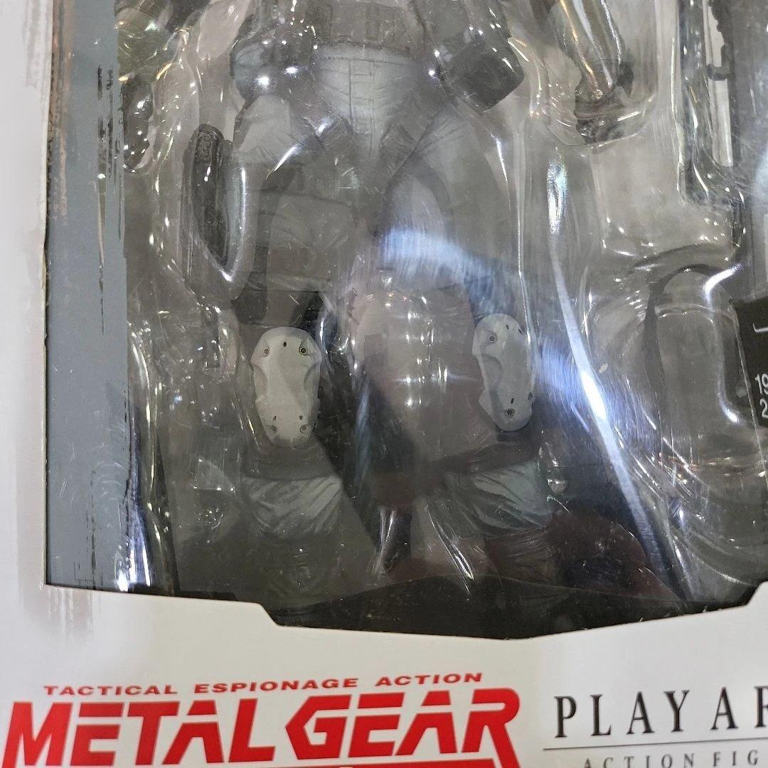 PLAY ARTS改 ソリッド・スネーク L GEAR SOLID 新品