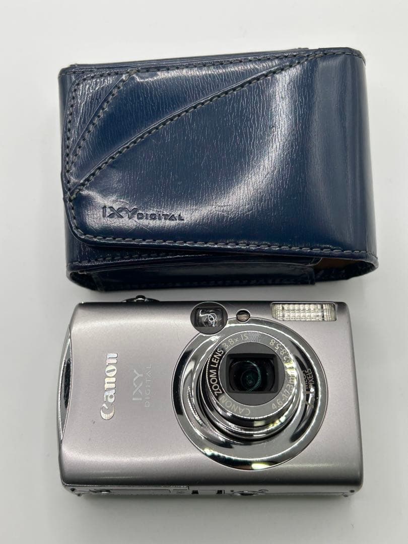 Canon　IXY900IS　デジタルカメラ　動作確認済み　本体とSDカードのみ