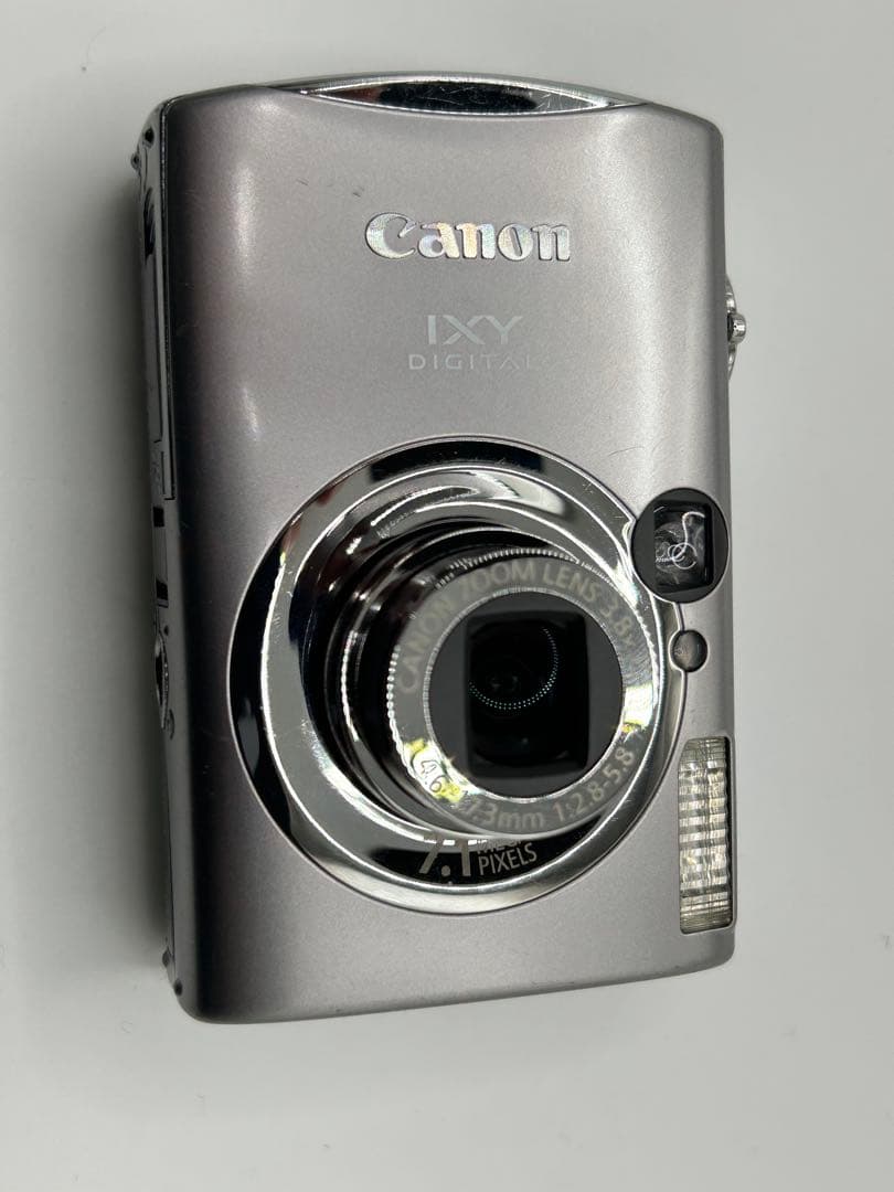 Canon　IXY900IS　デジタルカメラ　動作確認済み　本体とSDカードのみ