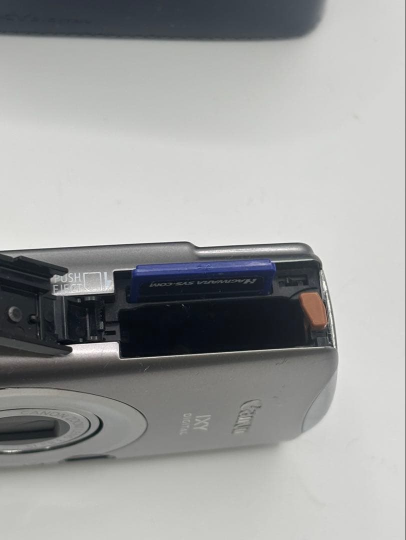 Canon　IXY900IS　デジタルカメラ　動作確認済み　本体とSDカードのみ