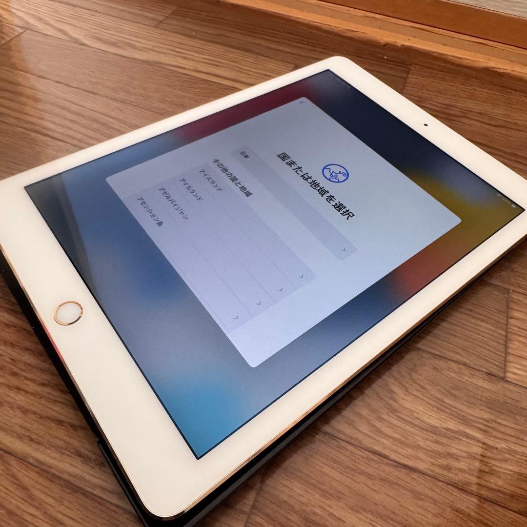 美品 iPad Air2 32GB wifi+Cellular 動作確認済