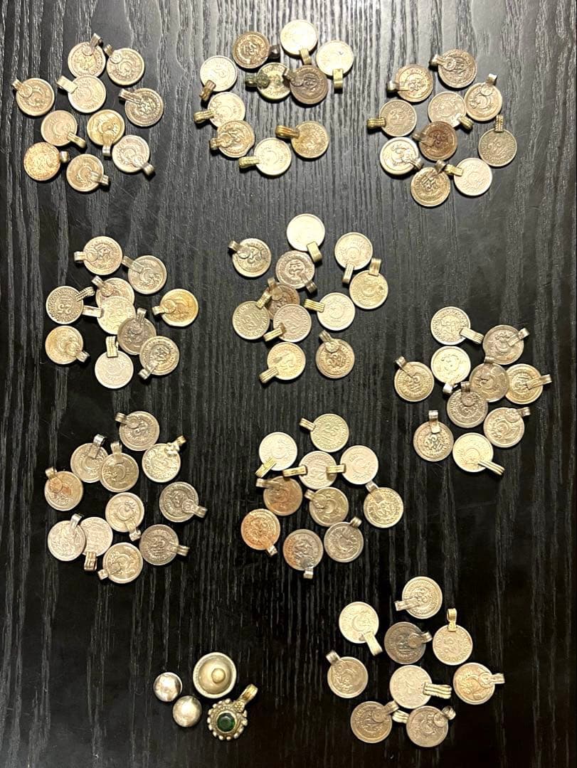 オールドパーツ 小 90個まとめ売りおまけ付き