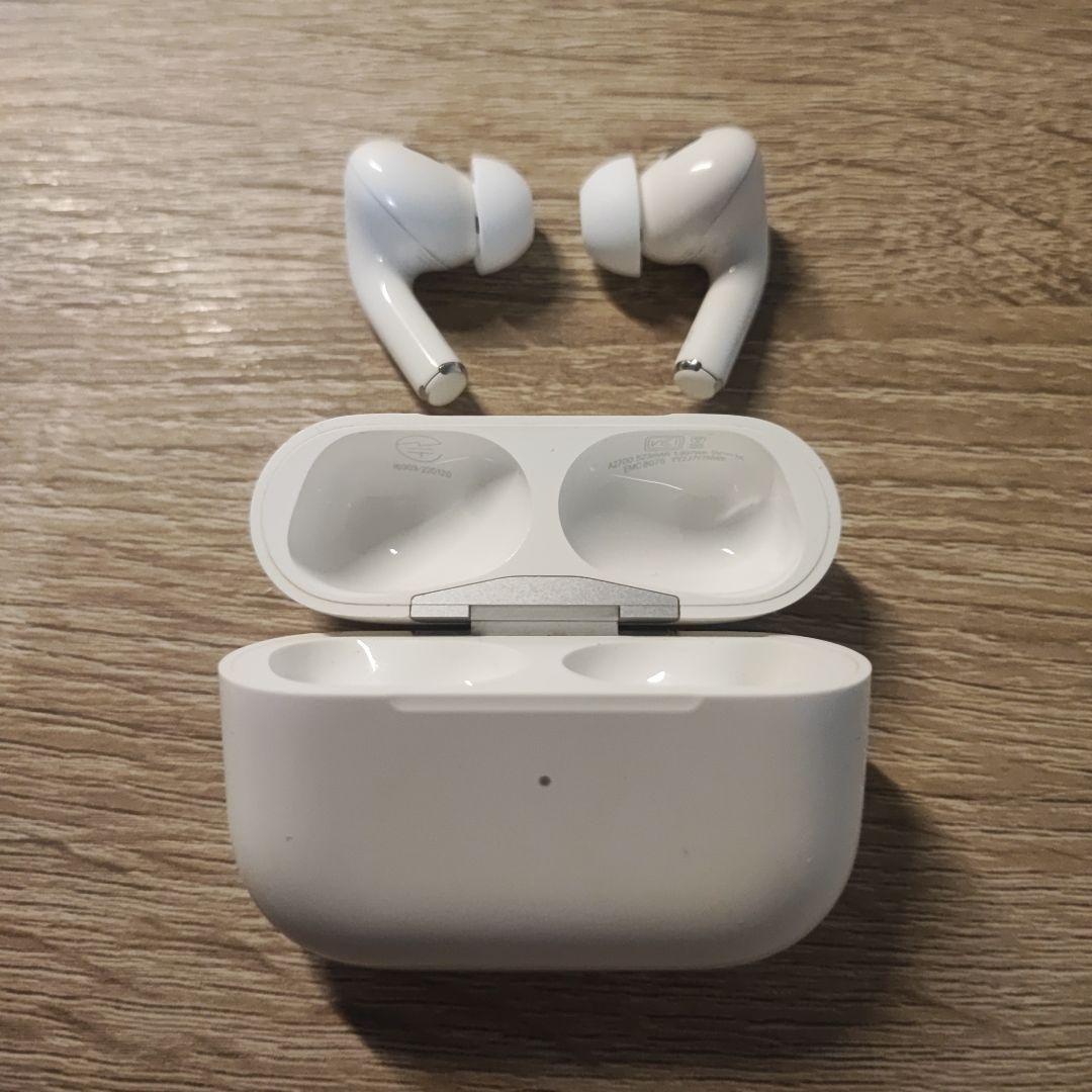 AirPods Pro2 ライトニング　本体 充電ケース付き 箱あり追加料金