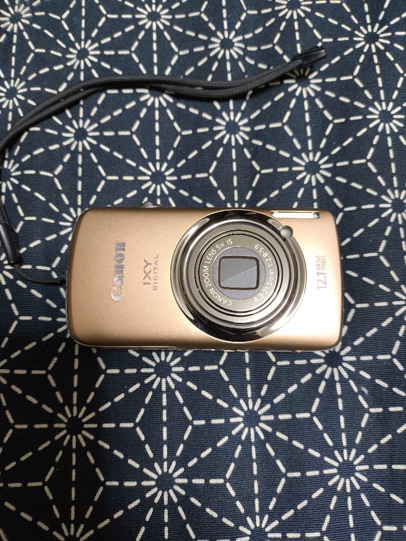 canon IXY DIGITAL 930IS　ゴールド