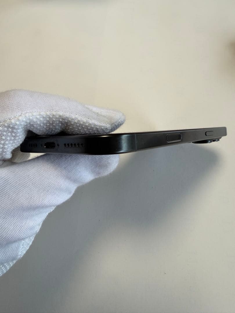 iPhone16ProMax 512GBブラック 本体 美品 バッテリー100％