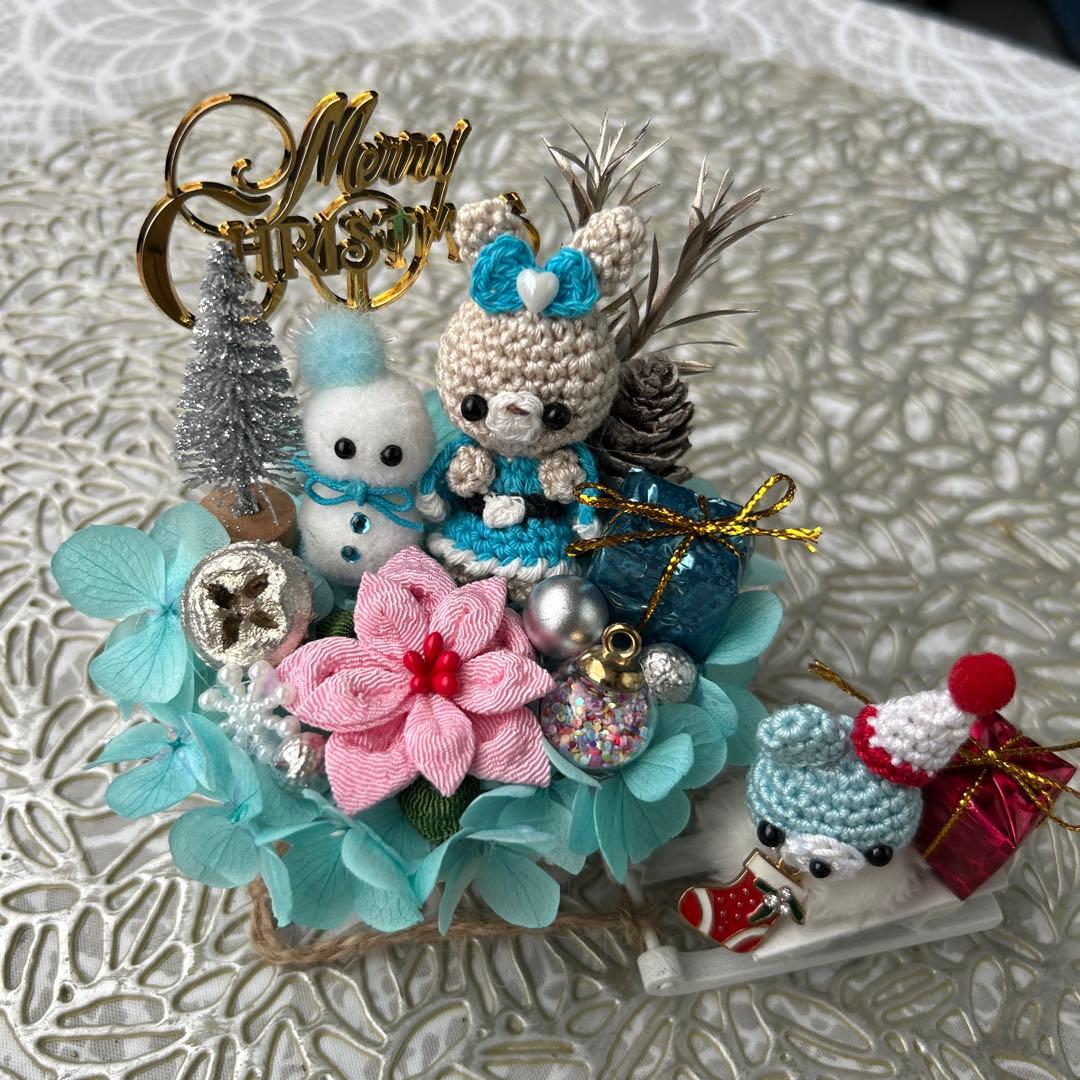 のん❣️編みぐるみが可愛いティファニーブルークリスマス、ソリ付き❁⃘*.゜