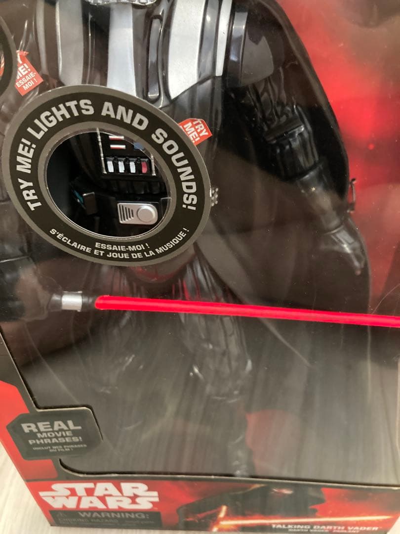 スターウォーズ　ディズニーストア　ダースベイダー　動作確認済・未開封