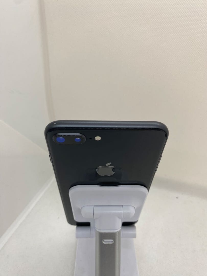 iPhone 8 Plus 256GB SIMフリー 13581