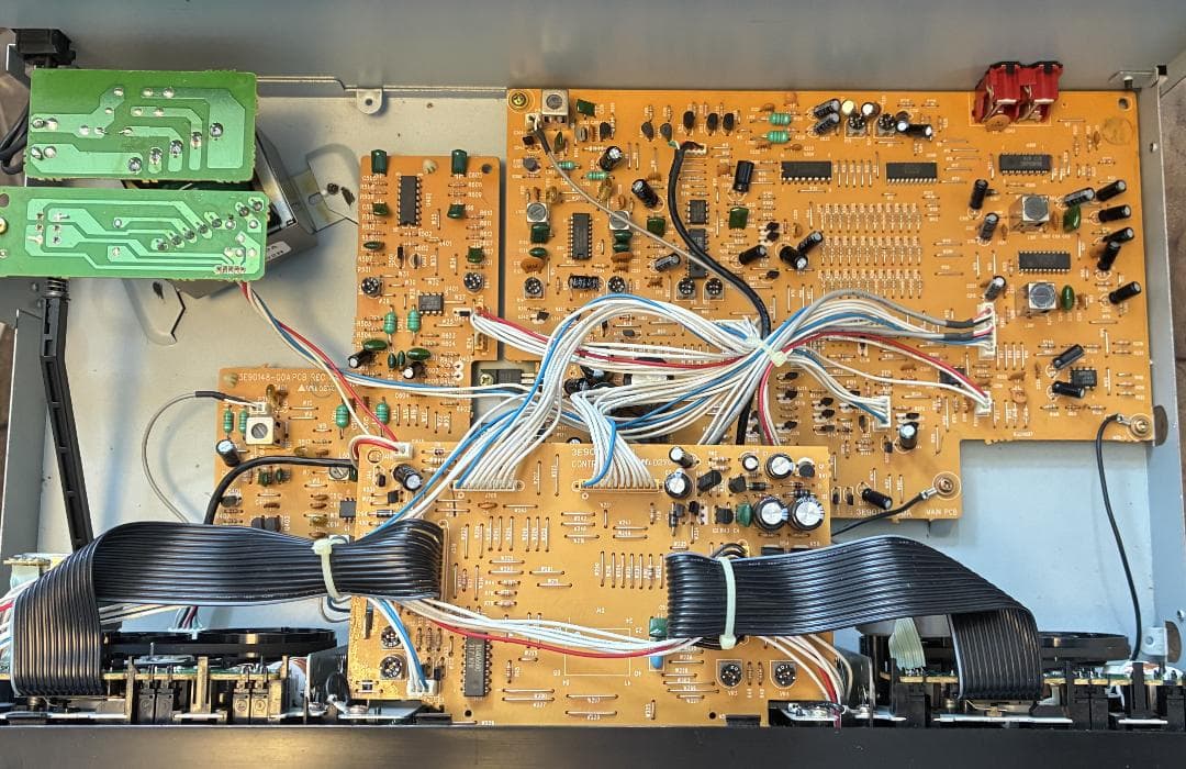 【動作OK！！】ダブルカセットデッキ　TEAC　W-860R　ブラック