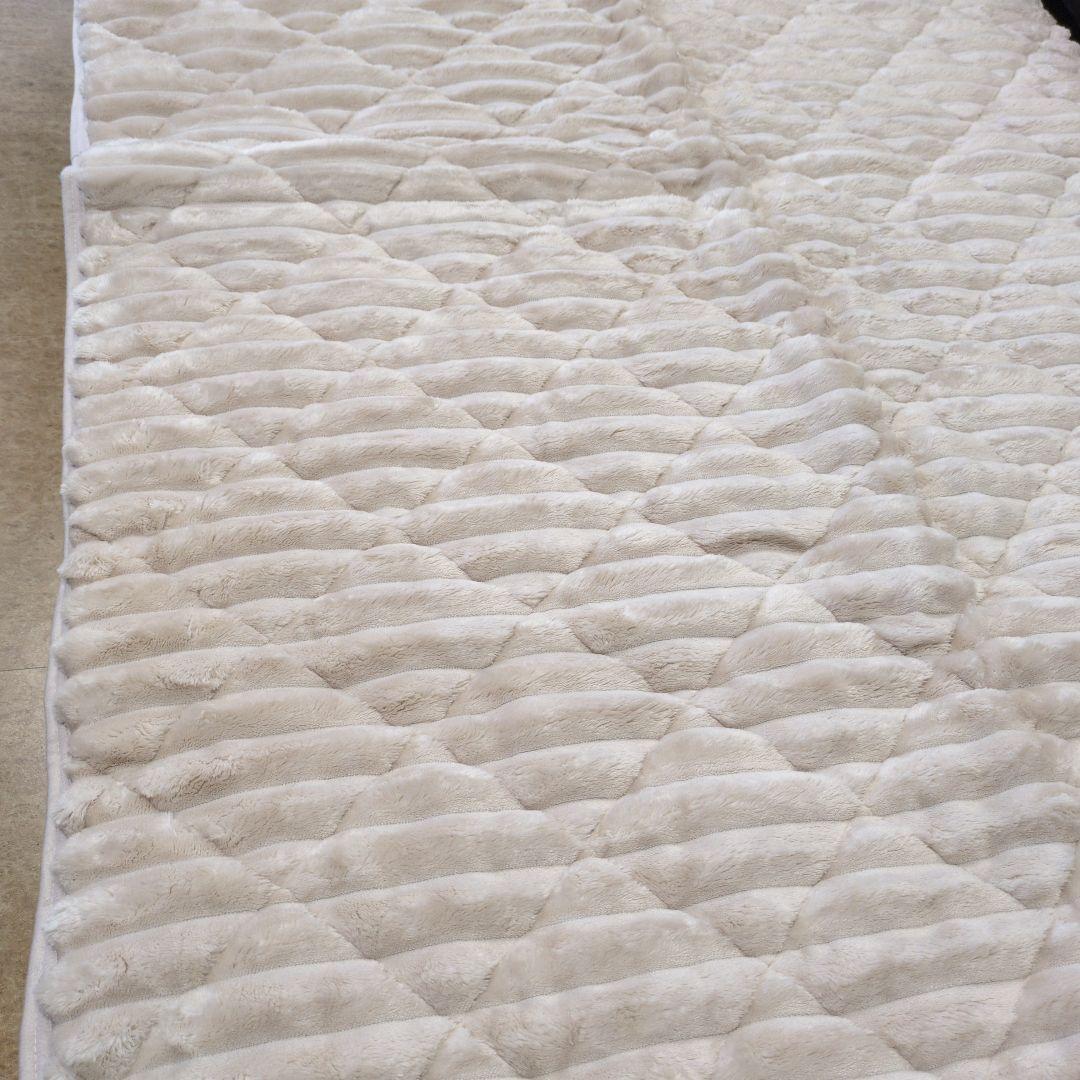 フランネル敷きパッドベージュ＋あったか掛けカバーネイビーchang-ja様