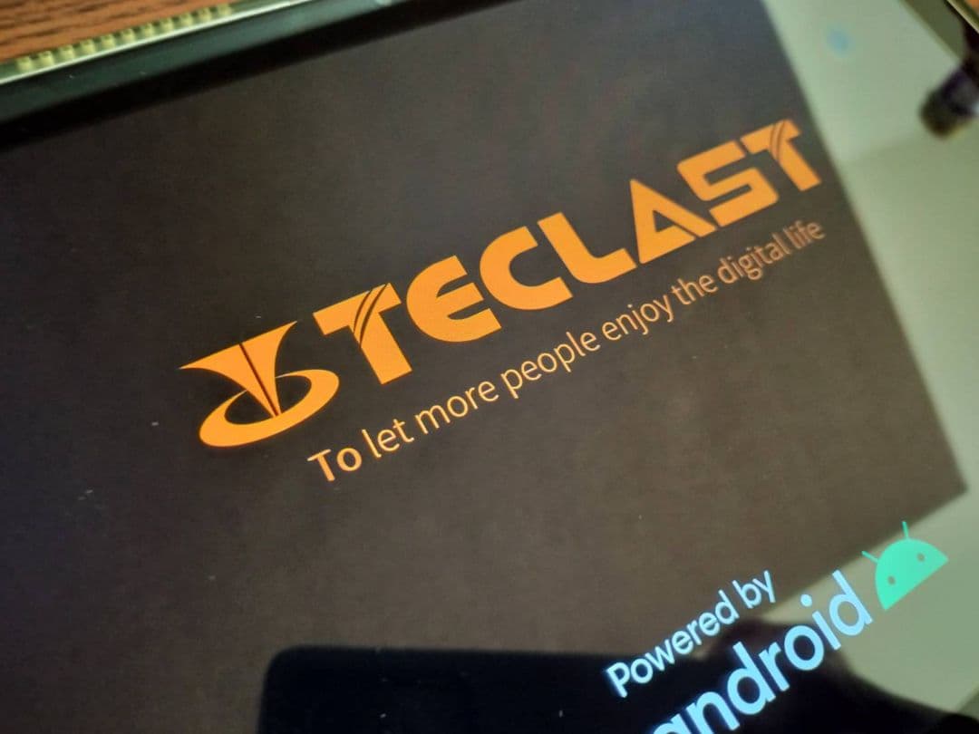 Teclast P20HD　アンドロイド　タブレット