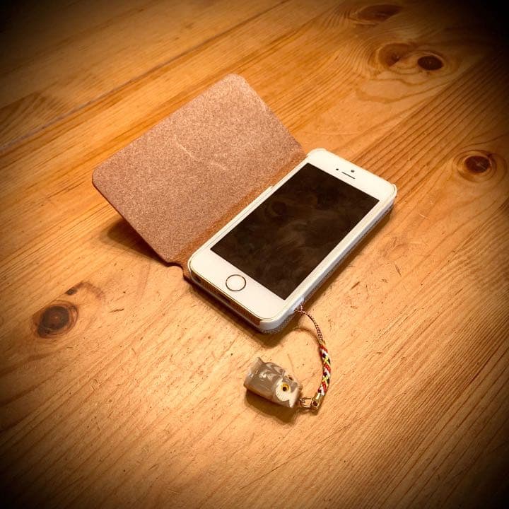 ヌメ革スマホケース