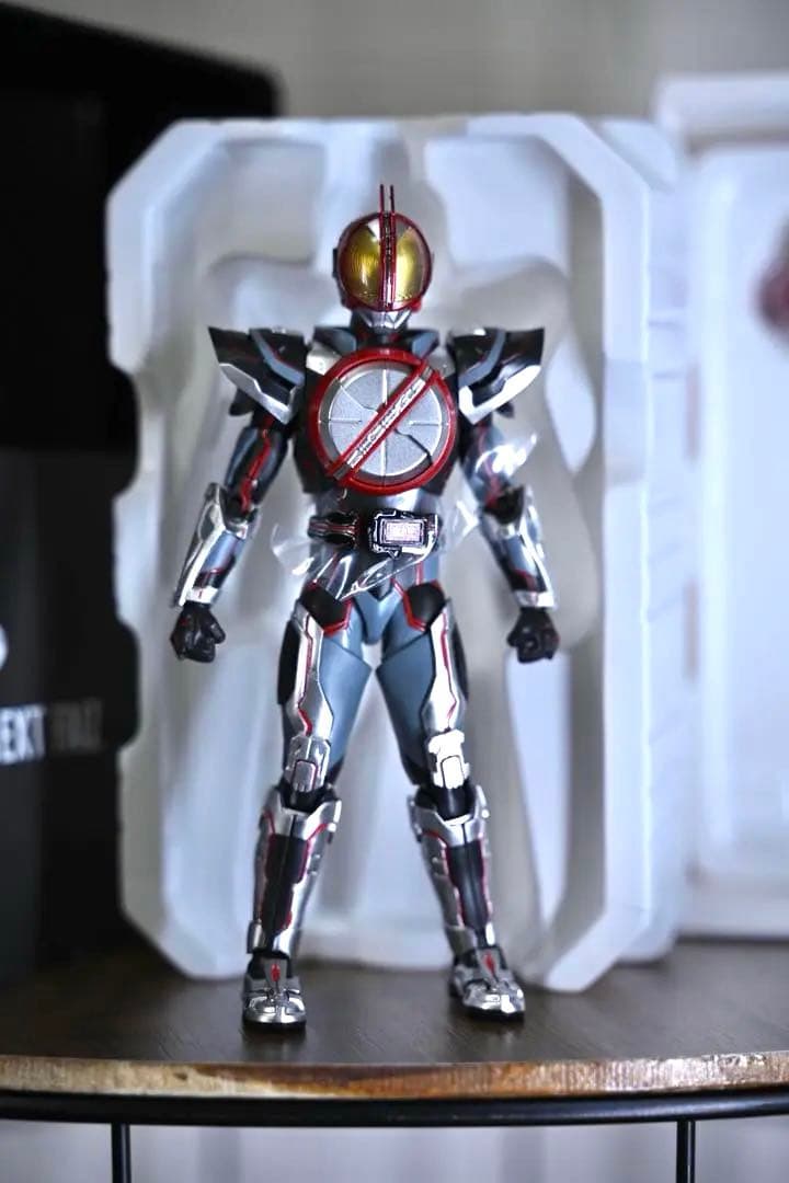 S.H.Figuarts 真骨彫 仮面ライダー ネクストファイズ