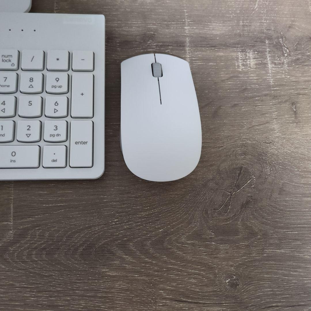 Windowsデスクトップ Lenovo IdeaCentre AIO 24IRH9