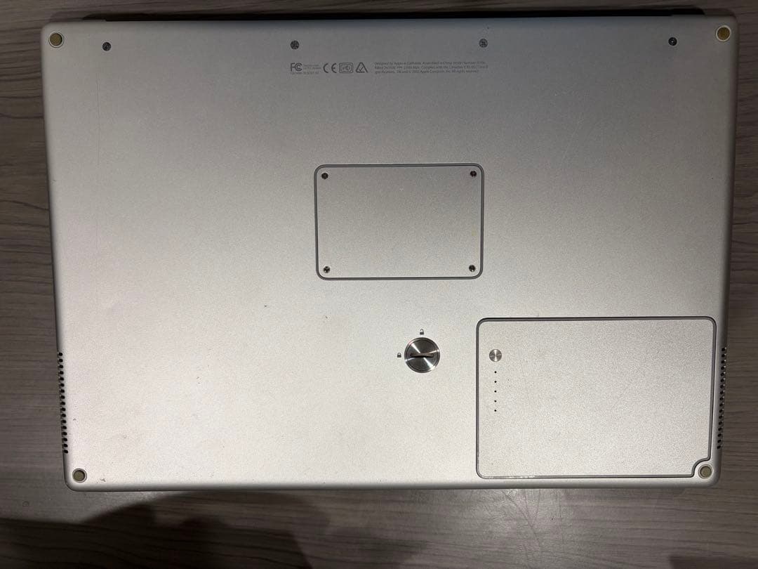 Apple ノートPC シルバー 日本語キーボードジャンク